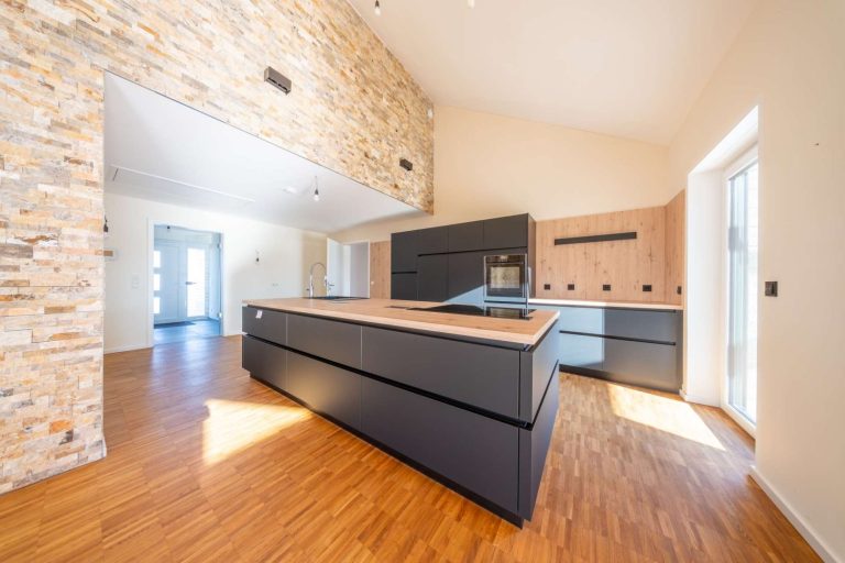 Hochwertige Einbauküche